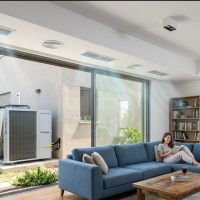 מזגן מיני מרכזי או מזגנים עיליים - מה עדיף לבית שלכם?